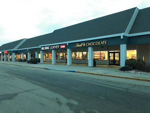 Shopping Mall «Kittery Premium Outlets», reviews and photos, 375 US-1, Kittery, ME 03904, USA