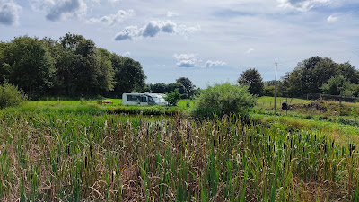 aire de stationnement camping car à Esmoulières