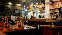 Atmosphère du Restaurant de grillades à l'américaine Montebello's Steakhouse à Fontainebleau - n°1