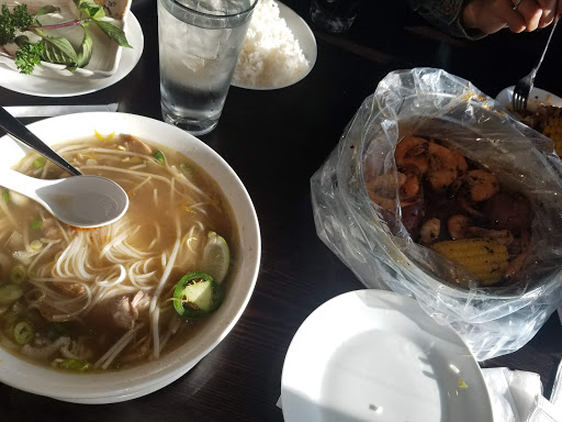 Shopping Mall «Rockside Corners Shopping Center», reviews and photos, 6901 Rockside Rd, Independence, OH 44131, USA