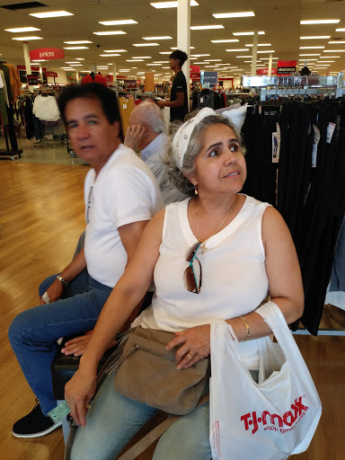 Department Store «T.J. Maxx», reviews and photos, 92 Cluff Crossing Rd, Salem, NH 03079, USA