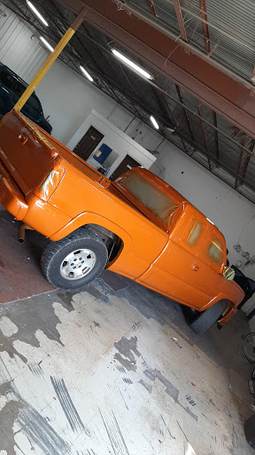 Auto Body Shop «Econo Auto Painting», reviews and photos, 801 1st St W, Bradenton, FL 34208, USA