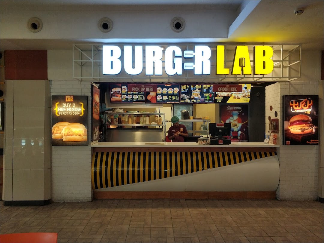Burger Lab- Shaheed-e-Millat