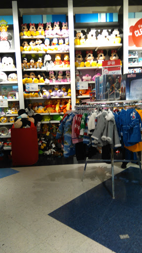 Toy Store «Disney Store», reviews and photos, 18521 Outlet Blvd, Chesterfield, MO 63005, USA