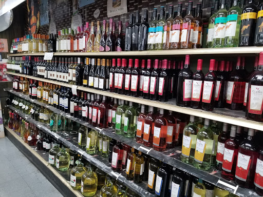 Liquor Store «Foremost Liquor», reviews and photos, 9361 S Cottage Grove Ave, Chicago, IL 60619, USA