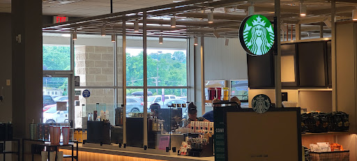 Supermarket «Giant Eagle Supermarket», reviews and photos, 9901 Mountain View Dr, West Mifflin, PA 15122, USA