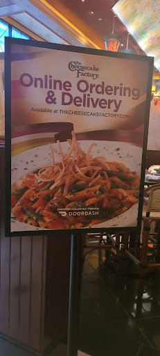 Restaurant «The Cheesecake Factory», reviews and photos, 71 Isham Rd, West Hartford, CT 06107, USA