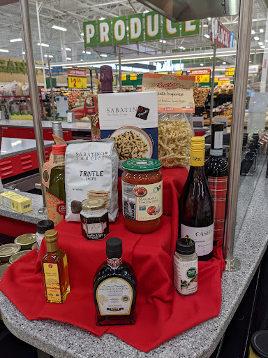 Grocery Store «H-E-B Grocery», reviews and photos, 300 Main St, Kerrville, TX 78028, USA