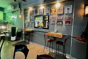 G Six Riana Pub and Cafe image