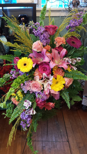 Florist «Paragon Flowers West», reviews and photos, 323 Walnut St, St Charles, IL 60174, USA