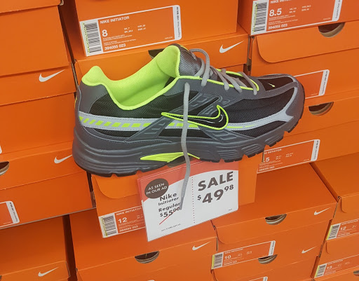 Shoe Store «Shoe Carnival», reviews and photos, 10129 Crossing Way, Denham Springs, LA 70726, USA