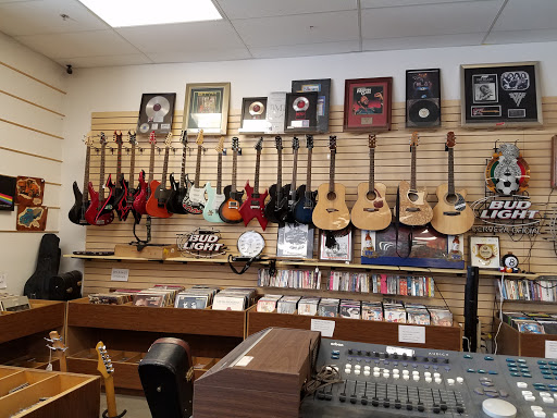 Gold By The Gram Pawn, 6808 N Dysart Rd #124, Glendale, AZ 85307, USA, 