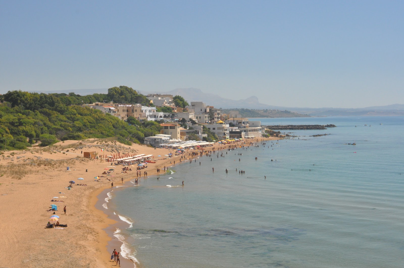 Spiaggia di Calannino'in fotoğrafı - Çocuklu aile gezginleri için önerilir
