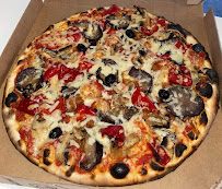 Plats et boissons du Pizzeria Les Pizzas de Tchotcho à La Fare-les-Oliviers - n°1
