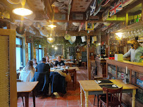 Atmosphère du Restaurant français Au Trou Flamand à Ledringhem - n°1