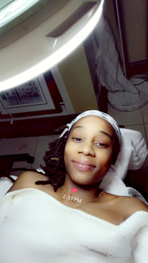 Nail Salon «Mimi Day Spa», reviews and photos, 901 N Nelson St, Arlington, VA 22203, USA