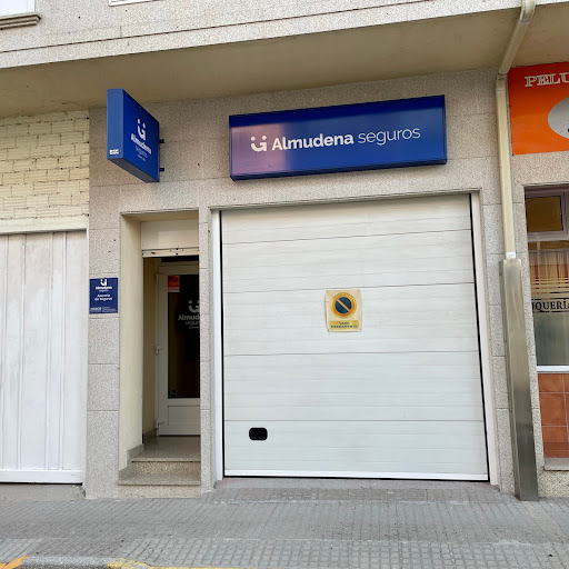 Almudena Seguros Cuntis - Funeraria Pazos en Pontevedra