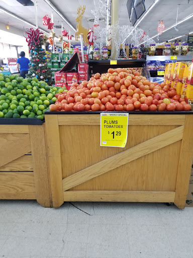 Grocery Store «Bravo Supermarkets», reviews and photos, 7733 W Hillsborough Ave, Tampa, FL 33615, USA