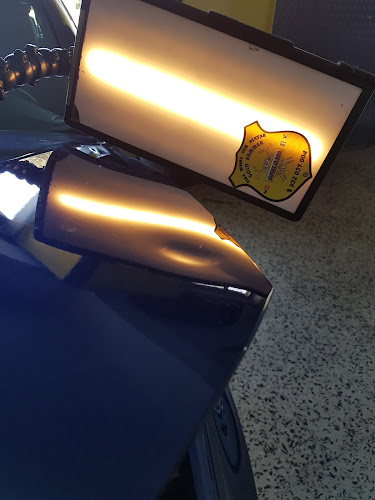 tira mossa sem pintar - Oficina mecânica