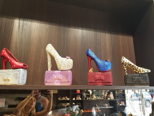 Shopping Mall «Centre at Post Oak», reviews and photos, 5000 Westheimer Rd, Houston, TX 77056, USA