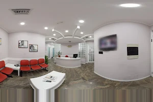 Juar Dent - Klinike Dentare image