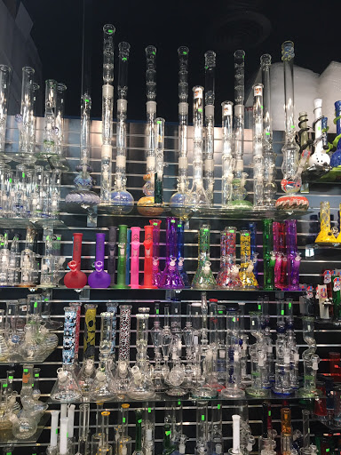 Tobacco Shop «Sky High Smoke Shop», reviews and photos, 33 W Southern Ave, Tempe, AZ 85282, USA