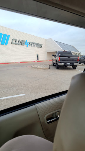 Grocery Store «Kroger», reviews and photos, 514 S Carrier Pkwy, Grand Prairie, TX 75051, USA