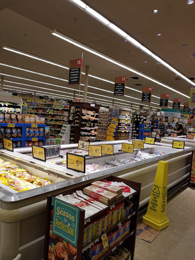 Grocery Store «Safeway», reviews and photos, 10276 Southern Maryland Blvd, Dunkirk, MD 20754, USA