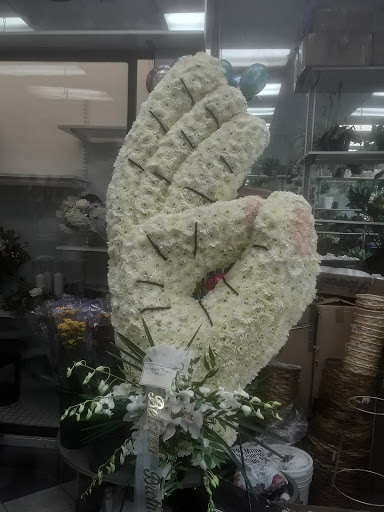 Florist «Columbia Florist», reviews and photos, 210 W 231st St, Bronx, NY 10463, USA