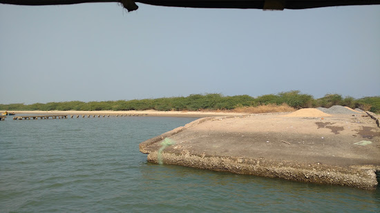 Hope Island Beach
