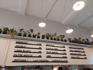 Photo n°4 de Q de bouteilles - Café Boutique à Lille ()