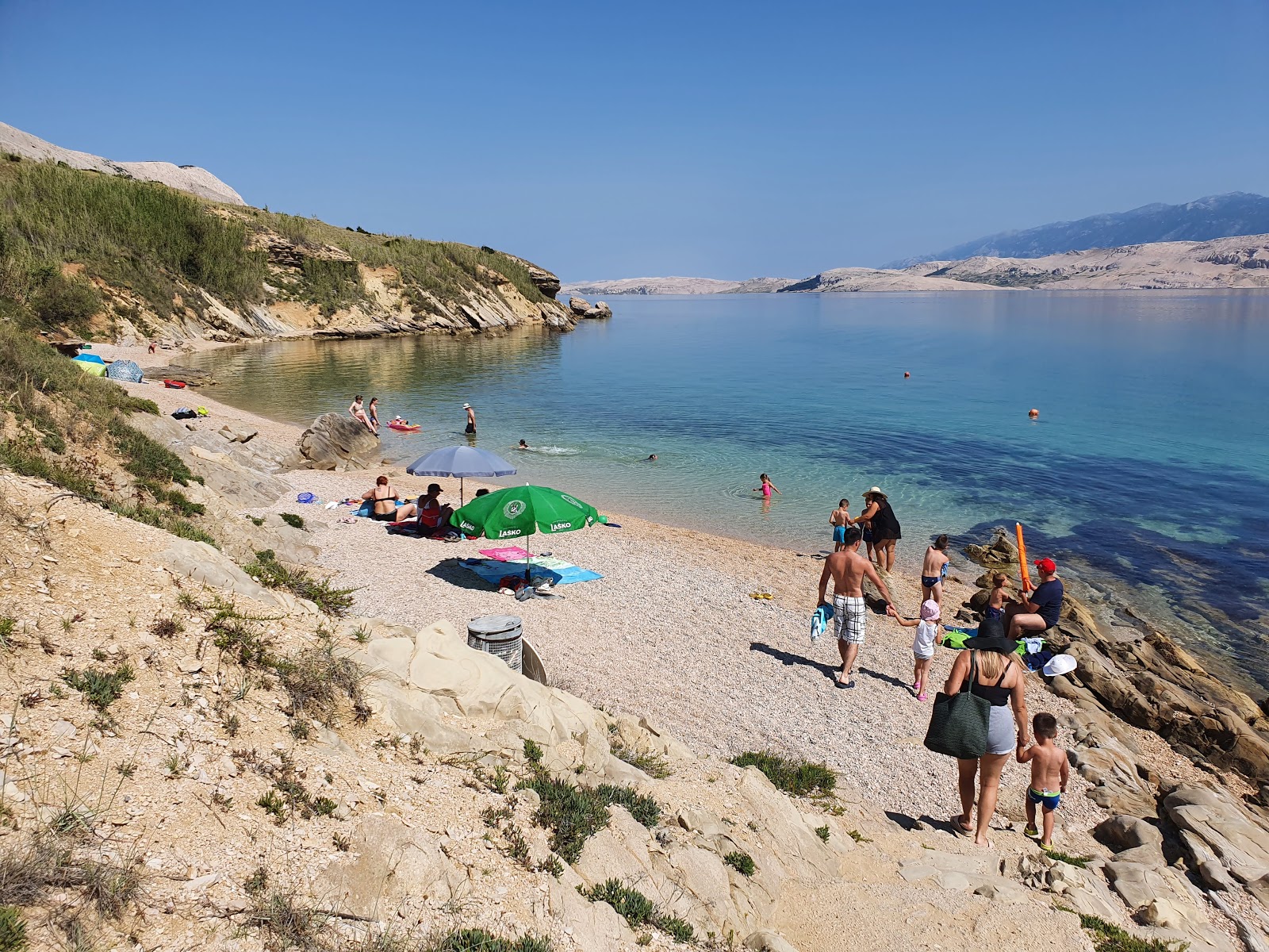 Foto van Janjece Vode beach met kleine beige kiezelstenen oppervlakte