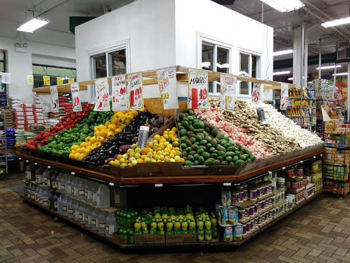 Produce Market «Fresh Farms», reviews and photos, 2626 W Devon Ave, Chicago, IL 60659, USA