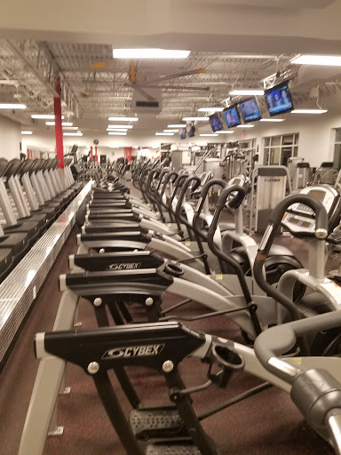 Gym «US 1 Fitness - Fitness Center», reviews and photos, 12860 Biscayne Blvd, North Miami, FL 33181, USA