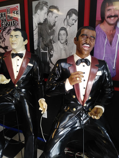 Dessert Shop «SH-Booms Ice Cream & The Oldies», reviews and photos, 42609 US-27, Davenport, FL 33837, USA