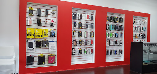 Phone Repair Service «Gadget MD- Cell Phone Repair», reviews and photos, 11660 Westheimer Rd #111, Houston, TX 77077, USA