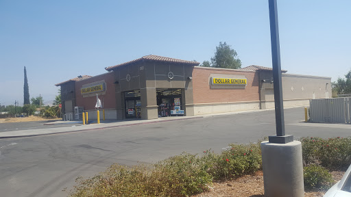Discount Store «Dollar General», reviews and photos, 301 W Naranjo Blvd, Woodlake, CA 93286, USA