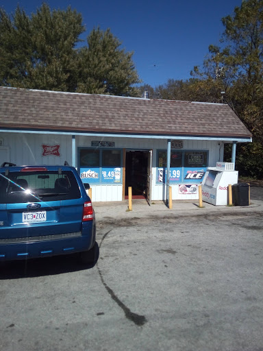 Liquor Store «Springfield Discount Liquor», reviews and photos, 1423 E Kearney St, Springfield, MO 65803, USA