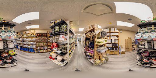 Book Store «St.Petersburg BookStore», reviews and photos, 230 Brighton Beach Ave, Brooklyn, NY 11235, USA