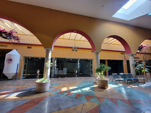 Shopping Mall «Foothills Mall», reviews and photos, 7401 N la Cholla Blvd, Tucson, AZ 85741, USA