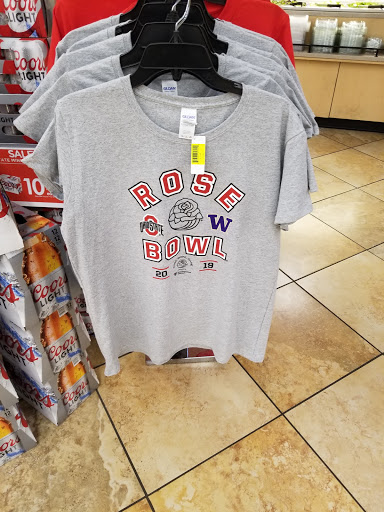 Supermarket «Giant Eagle Supermarket», reviews and photos, 55 Meadow Park Ave, Lewis Center, OH 43035, USA