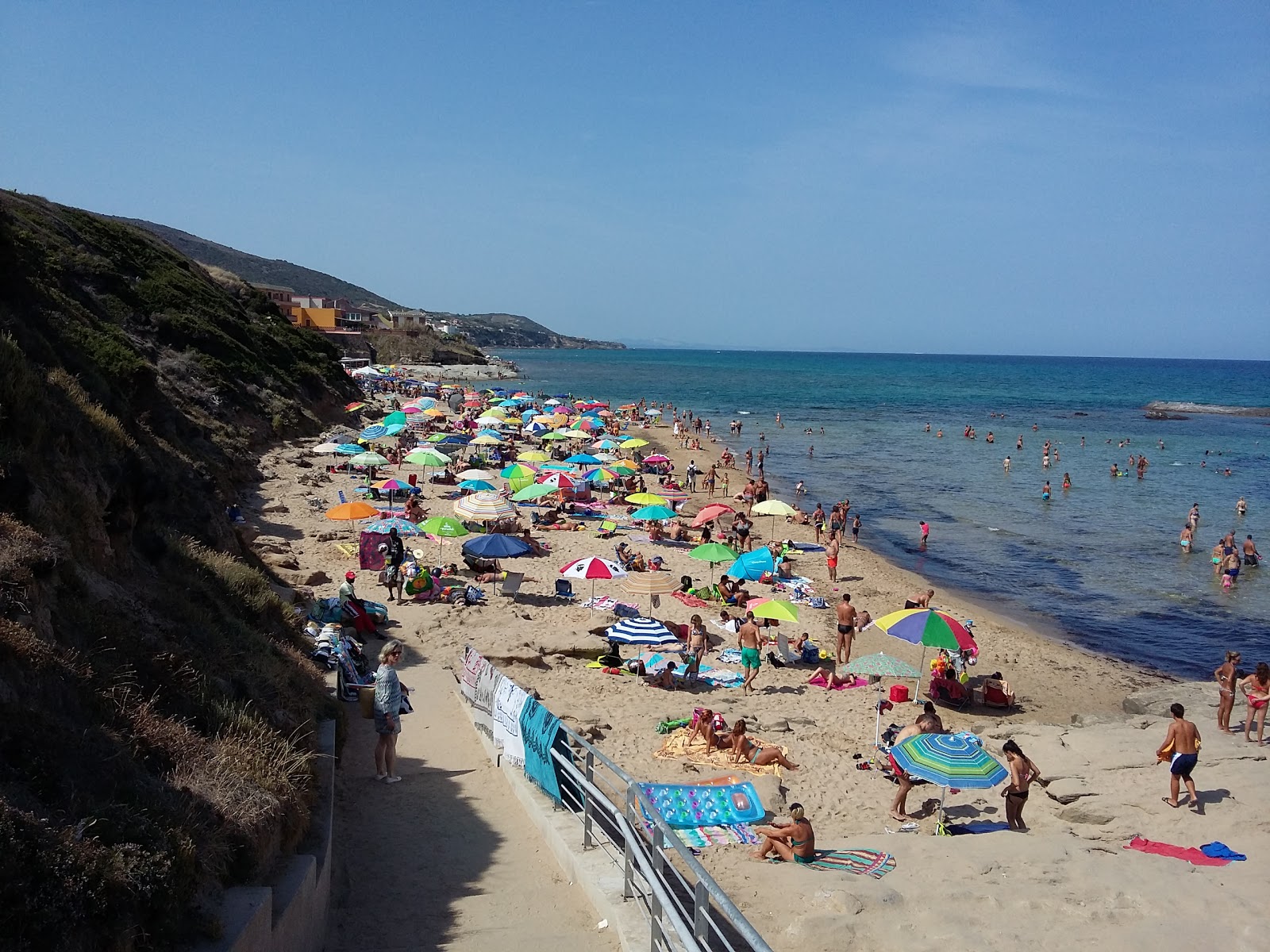Foto van Spiaggia di Ampurias en de nederzetting