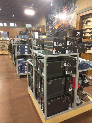 Gun Shop «Huron Valley Guns», reviews and photos, 143 S Milford Rd, Milford, MI 48381, USA