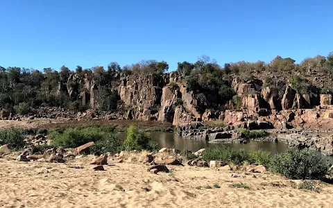 Chilojo Cliffs image