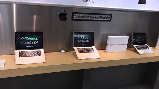 Electronics Store «I-Town Store», reviews and photos, 217 SE 1st St, Miami, FL 33131, USA