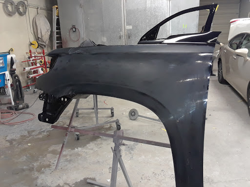 Auto Body Shop «Fischers Auto Body», reviews and photos, 2475 Bluebell Dr, Santa Rosa, CA 95403, USA