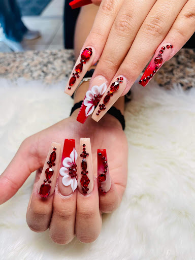 Beauty Salon «Beautiful Nails & Spa», reviews and photos, 111 State Hwy 205 #101, Terrell, TX 75160, USA