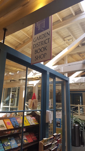 Book Store «Garden District Book Shop», reviews and photos, 2727 Prytania St, New Orleans, LA 70130, USA