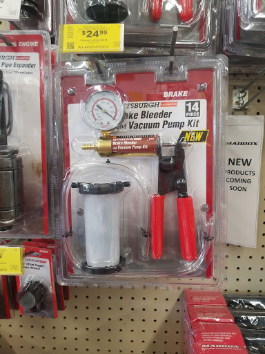 Harbor Freight Tools image 3