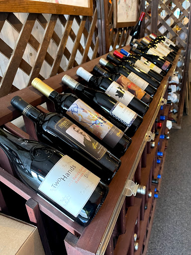 Wine Store «Toast Wines & Spirits», reviews and photos, 984 Farmington Ave B, West Hartford, CT 06107, USA